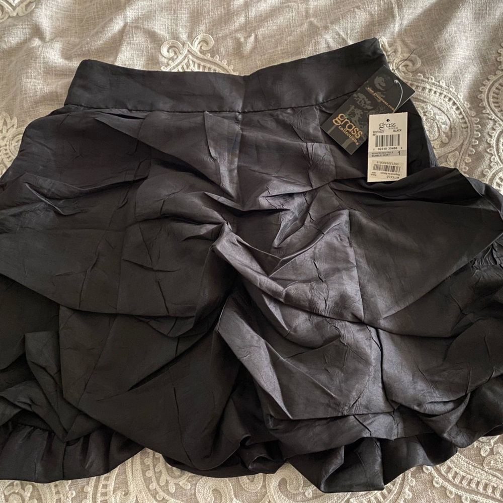 NWT Grass Collection Women’s Black Bubble Skirt Size 1